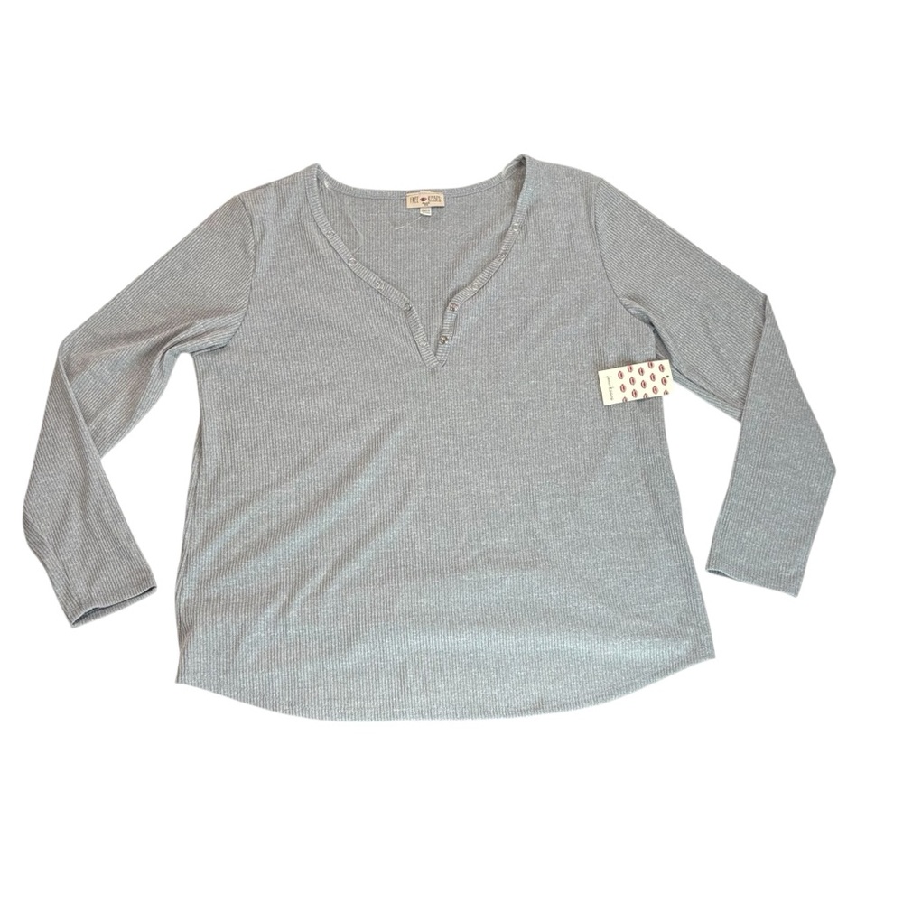 FREE KISSES Long Sleeve V Neck Ribbed Top